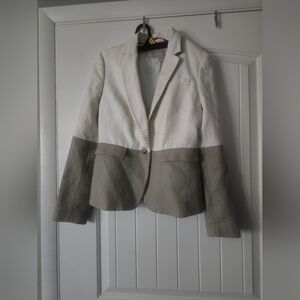 Banana Republic Cream and Tan Blazer